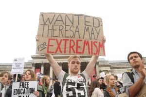 A new party could save politics from the extremes