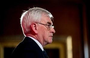 Insincere politicians are cheapening public debate