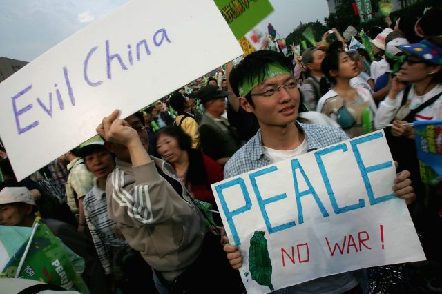 A rally against the anti-secession law in Taiwan. Credit: Andrew Wong / Getty