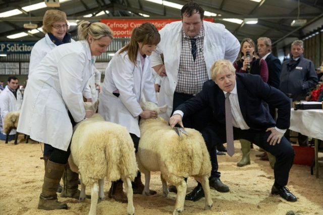 Do manifestos make a difference?