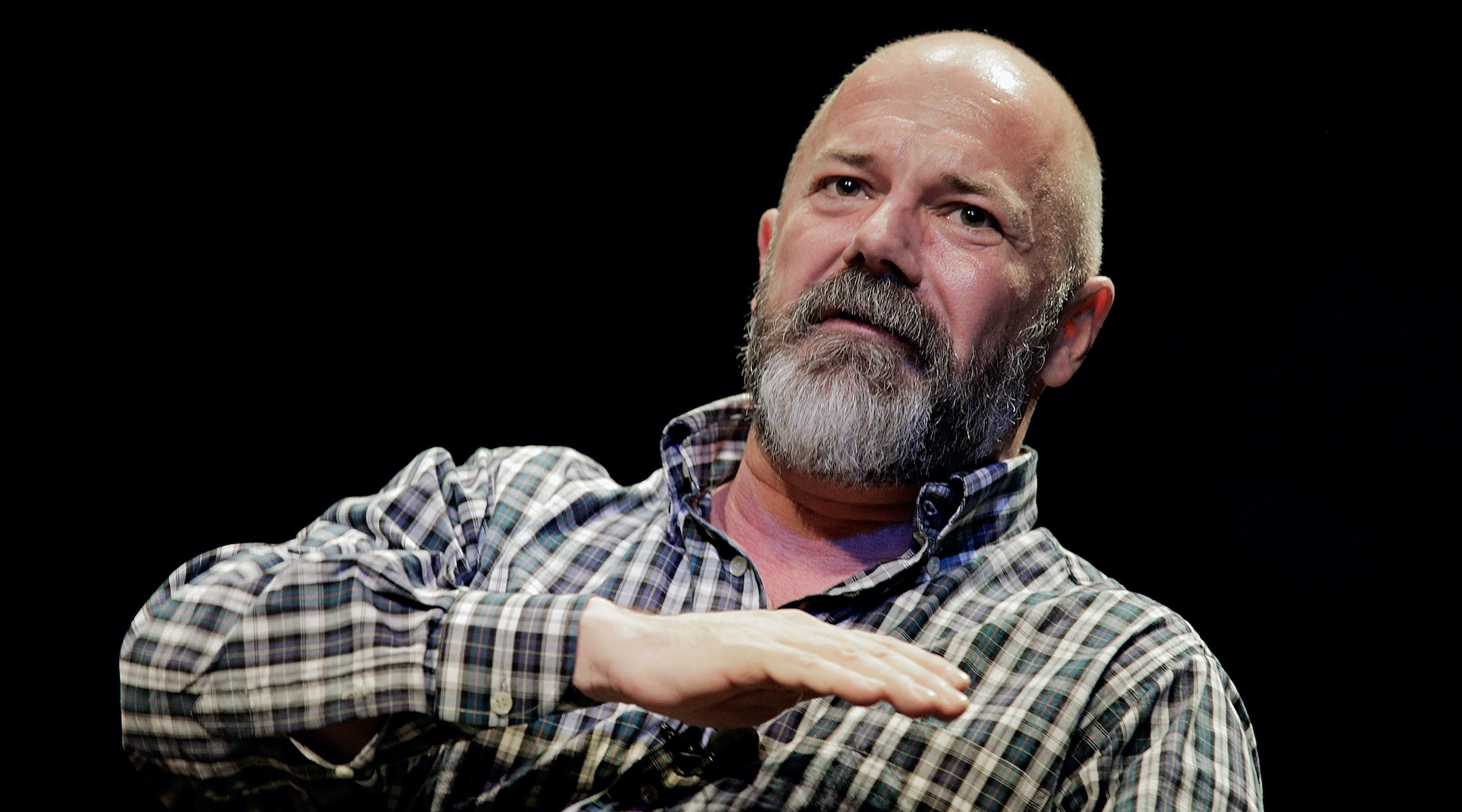 Andrew Sullivan, formerly a columnist at New York Magazine, suffered a blue tick dog pile this weekend