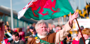 Make Welsh the official language of Great Britain