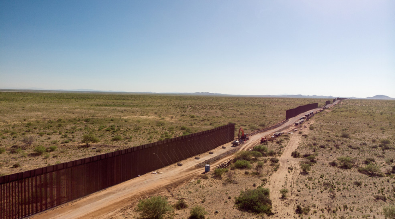 The incomplete wall at Laredo, Texas