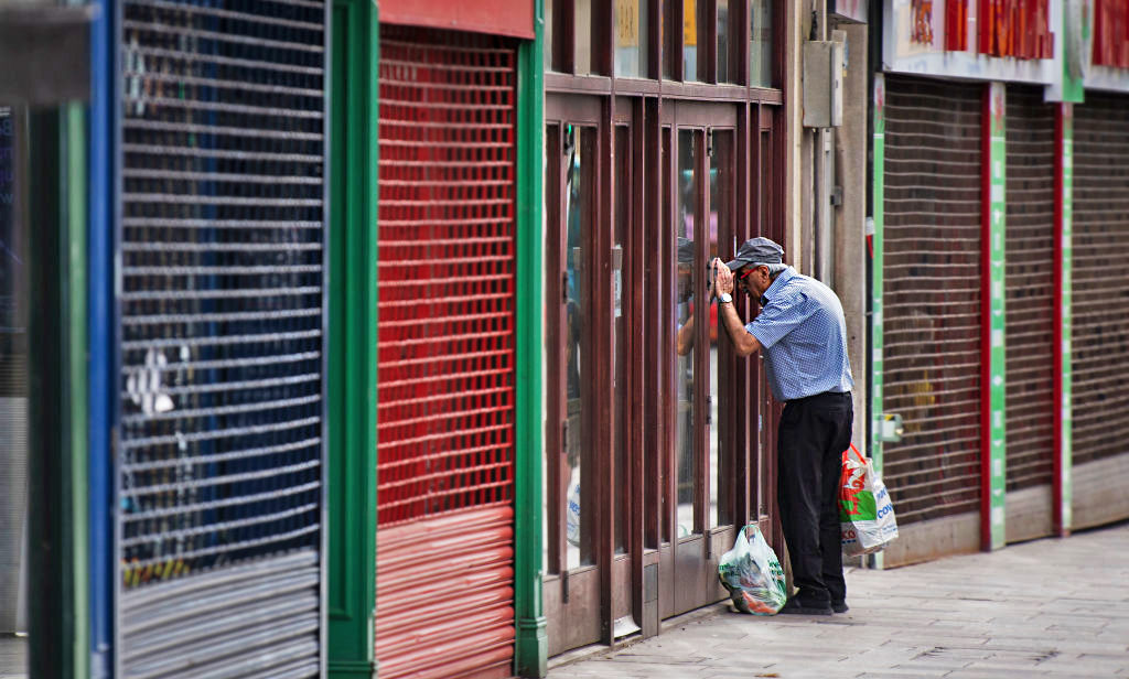 The number of foreign born workers is down by almost 800,000 on last year. Credit: Getty