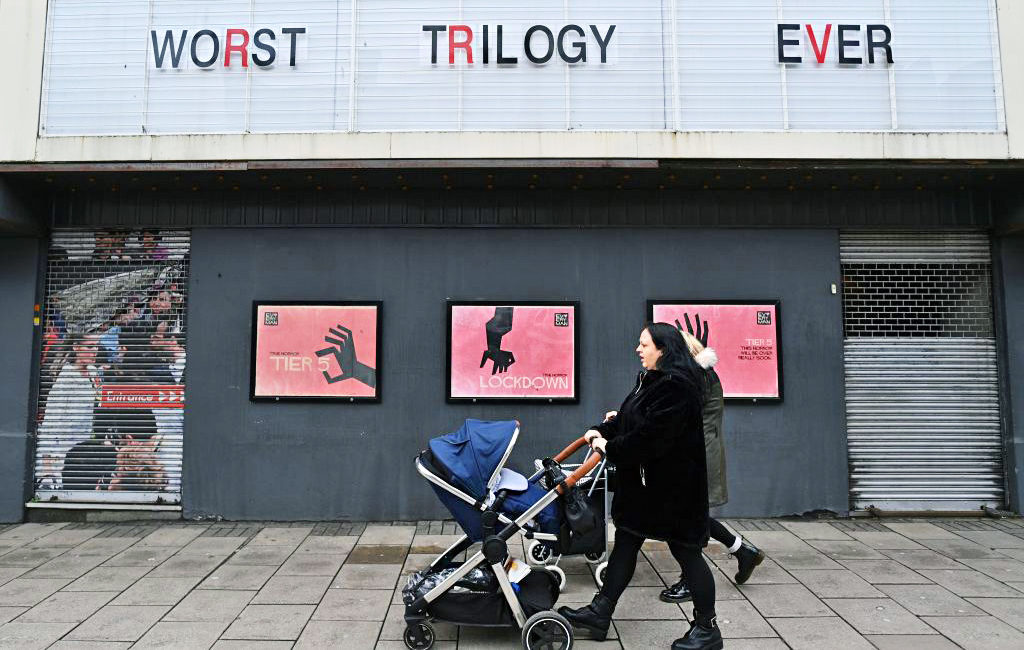 Turns out a fatal respiratory disease isn't the aphrodisiac some thought it might be. Credit: Getty