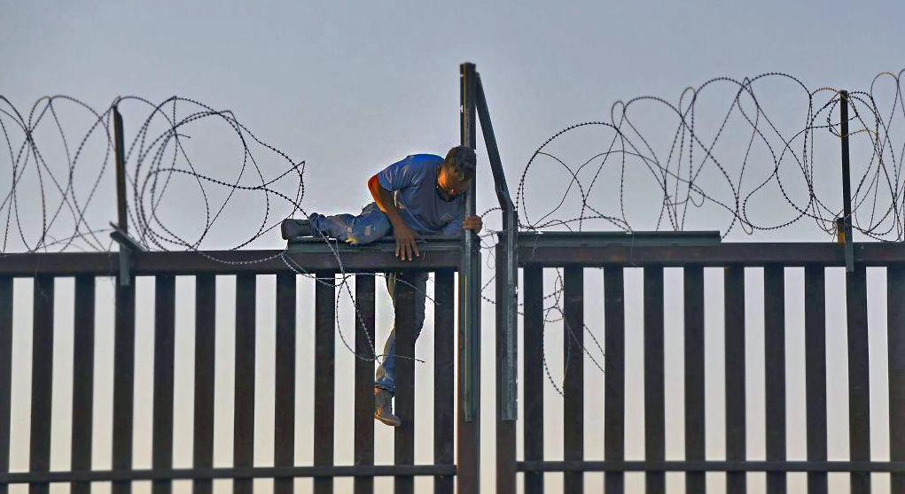 The border with Mexico.  Credit: Nick Ut/Getty