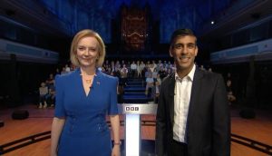 Sunak and Truss vie for the world's worst job