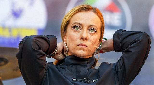 Is Giorgia Meloni an EU puppet?