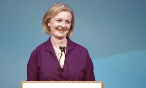 Liz Truss speech: awkward pauses and limp applause