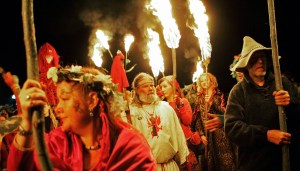 Who cancelled English folklore?