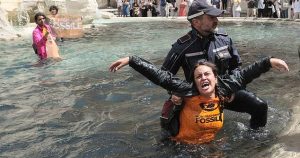 Anti-culture protestors vandalise the Trevi Fountain
