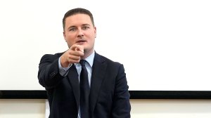 Wes Streeting is a man for all factions