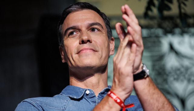 Spanish Prime Minister Pedro Sánchez thanks voters on election night. Credit: Getty