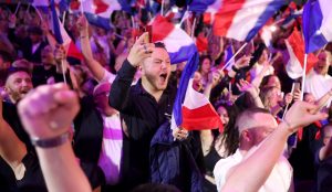Has Marine Le Pen conquered the centrists?