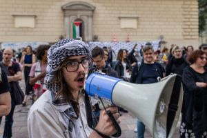 Are young people really drifting Right?