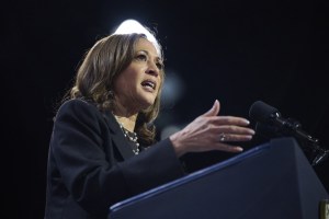 Kamala Harris's pitch to Pennsylvania's working class falls flat