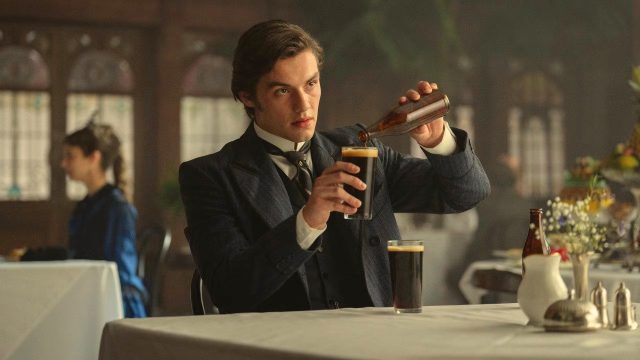 A boy with the black stuff. Louis Partridge via Netflix.